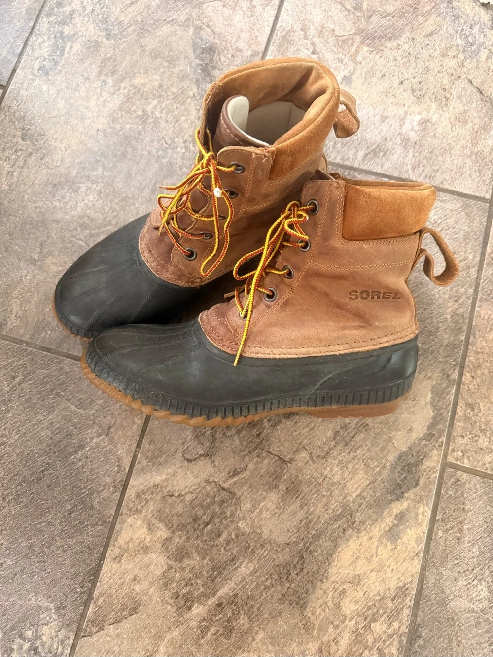 Sorel Men's Brown Leather Lace Up Duck Boots size 12 (Waterproof)